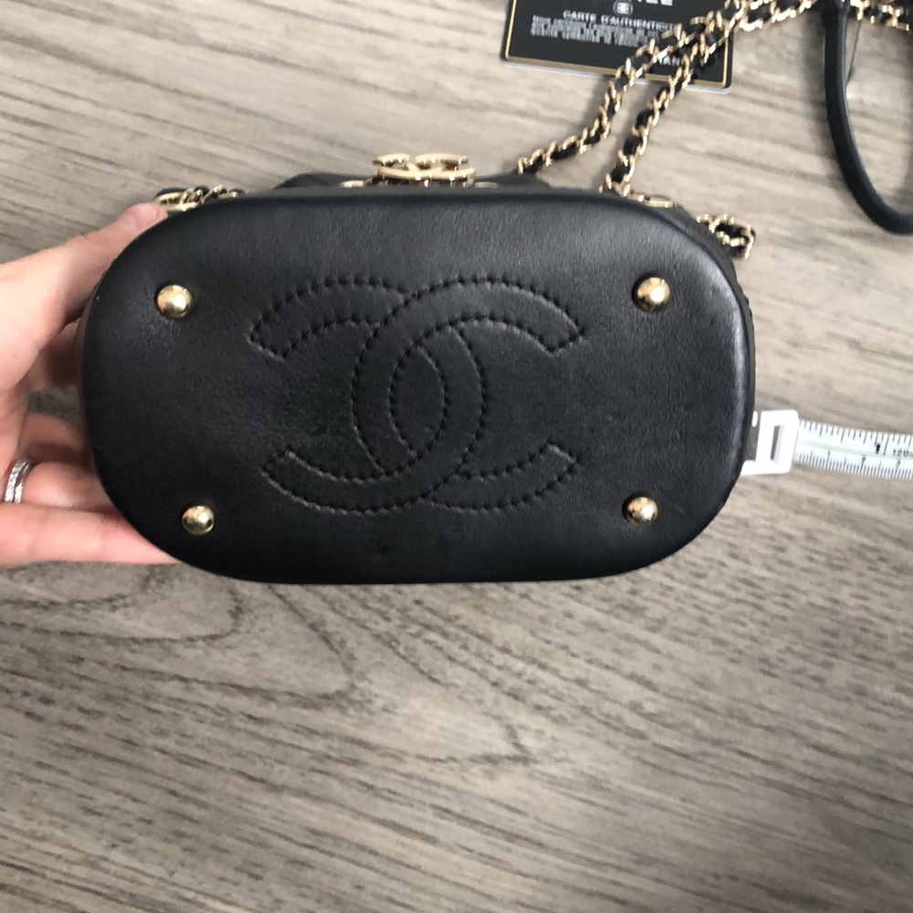 Authentic Chanel Bag - Picture 3 of 9
